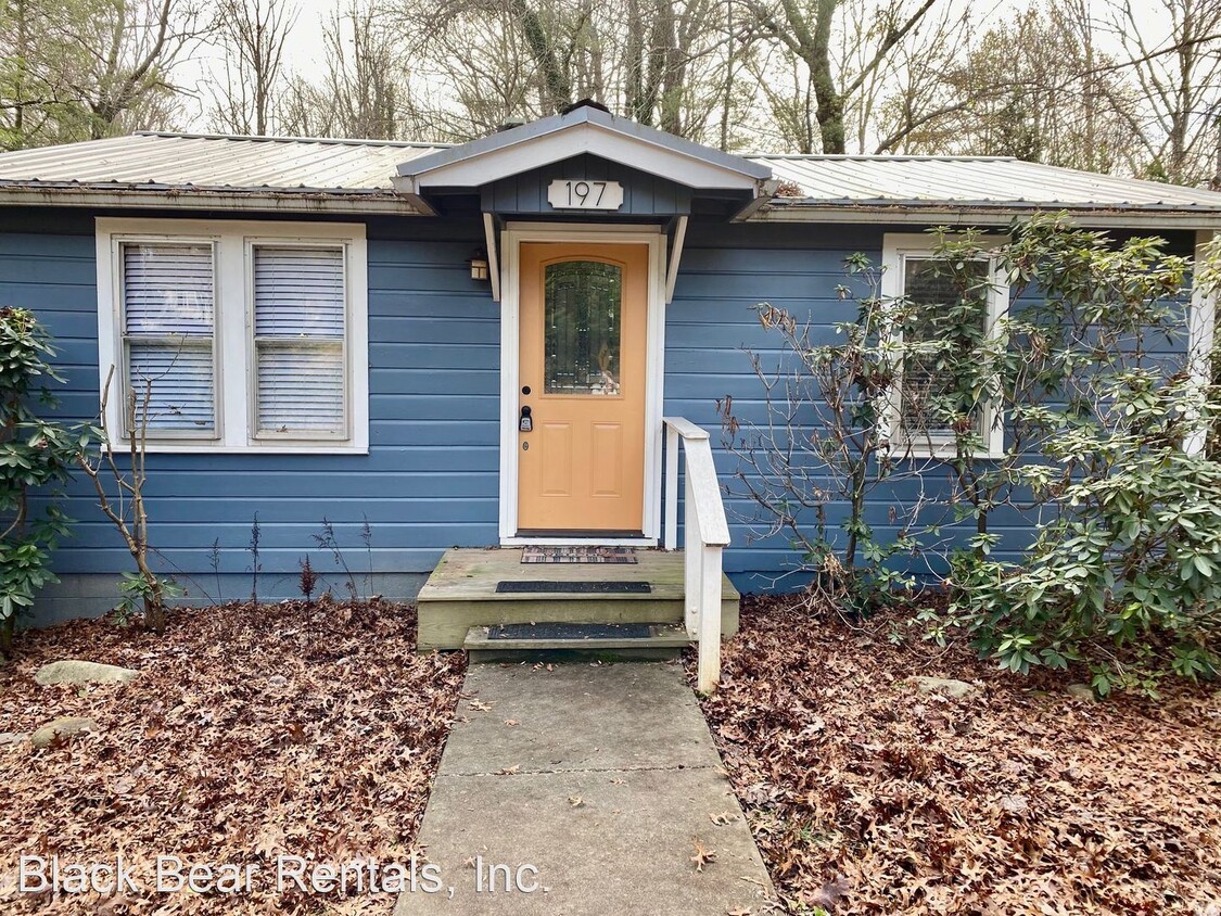 Foto principal - 2 br, 1 bath House - 197 Craigmont Rd