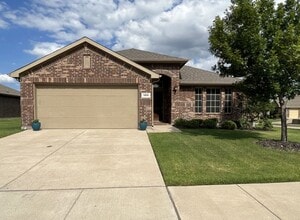 Building Photo - 1300 Foxglove Ln