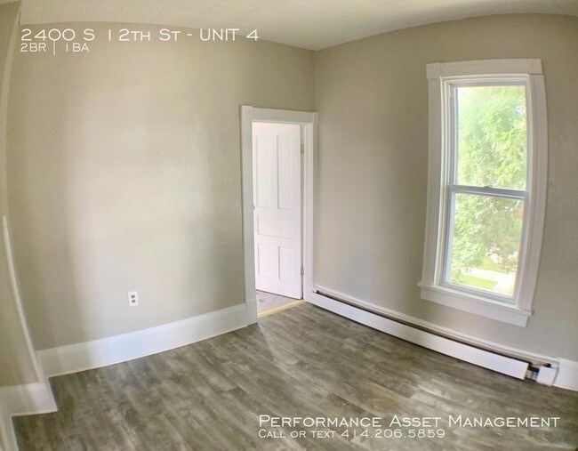 Building Photo - 2 bedroom in Milwaukee WI 53215