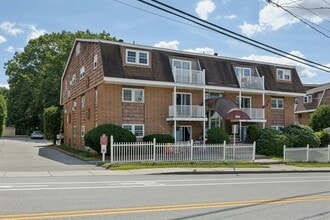 Building Photo - 244 Mt Vernon St