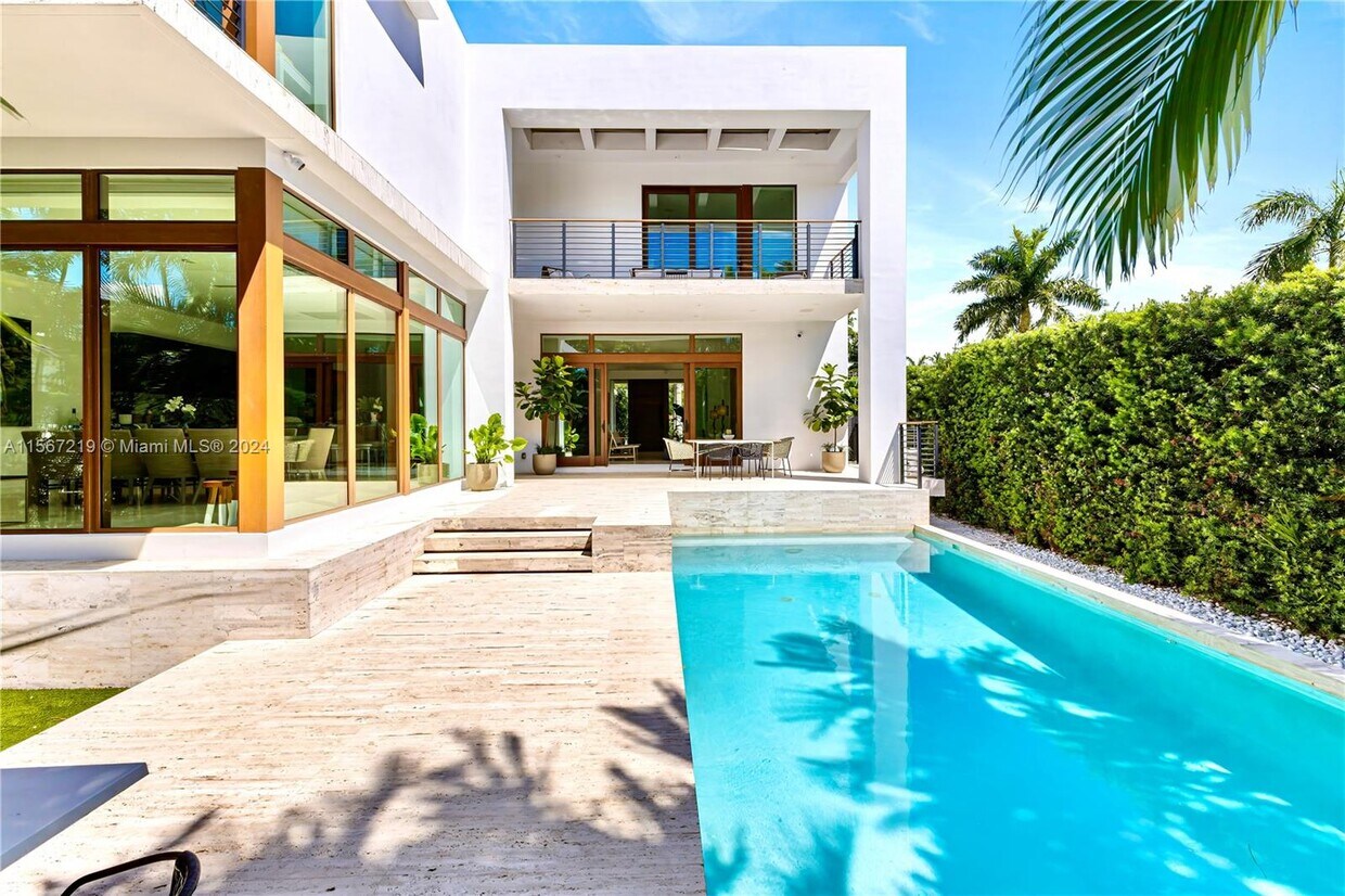 Foto principal - 110 Venetian Way Dilido Is