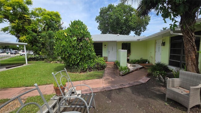 Foto del edificio - 19851 SW 103rd Ct