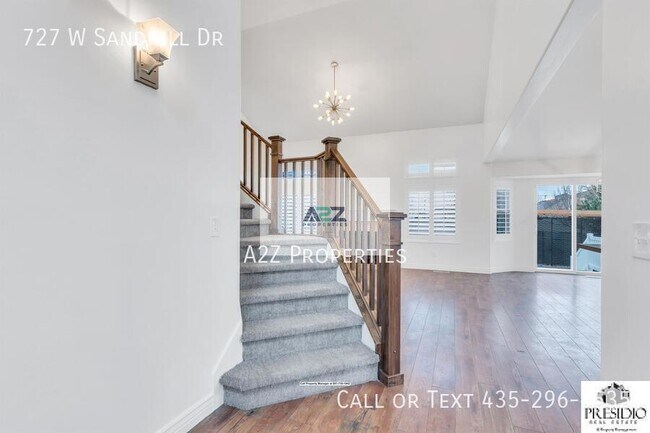 Foto del edificio - 727 Sandhill Dr