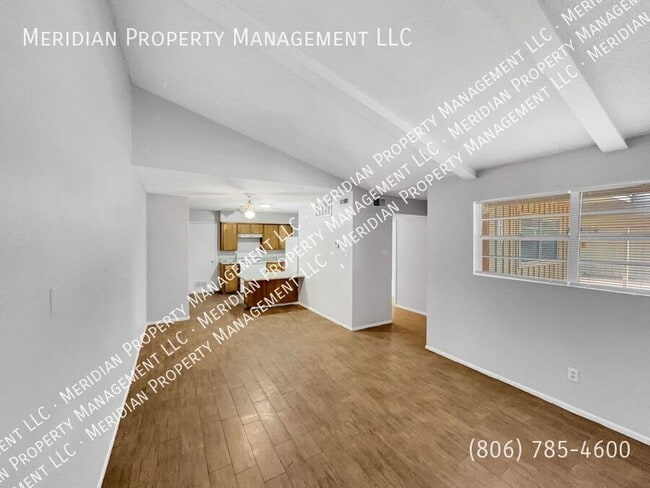 Building Photo - 1708 Elkhart-C