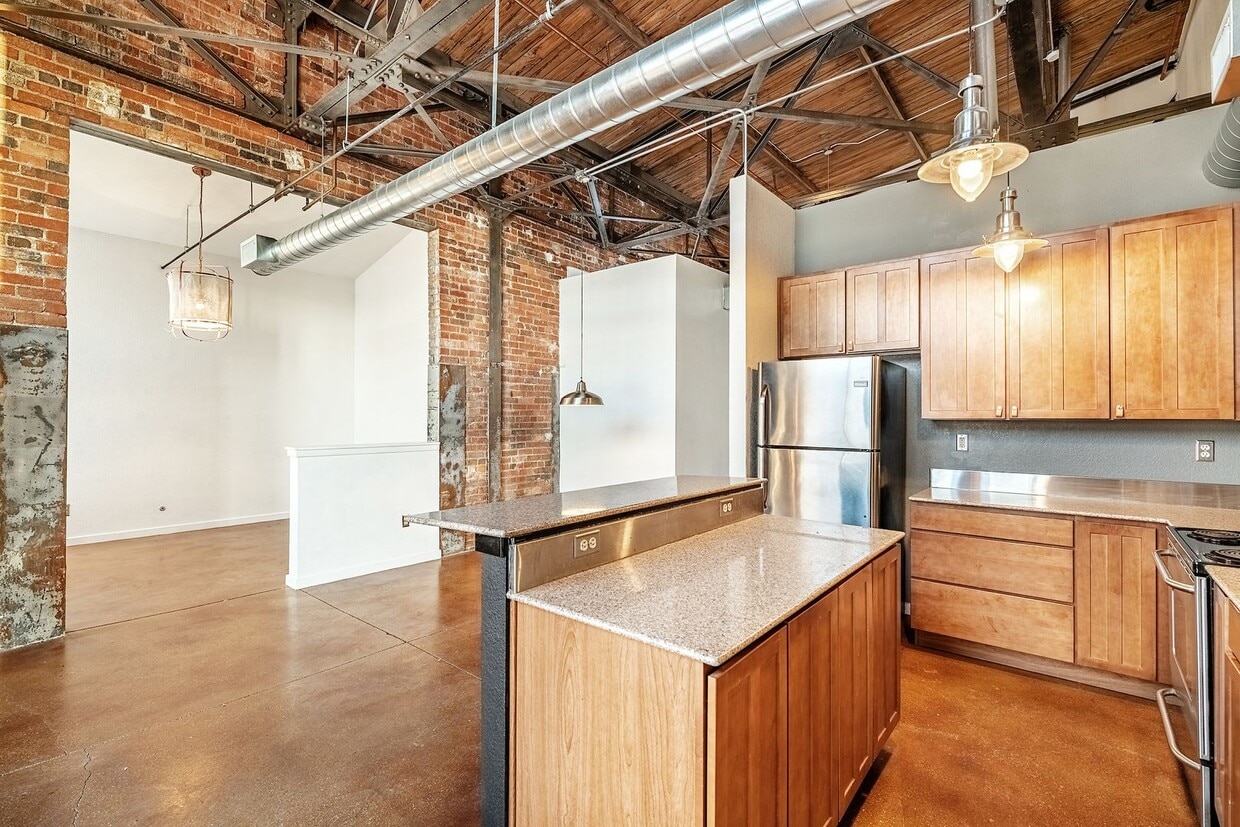 Photo - 3033 Blake St (Denver, CO)