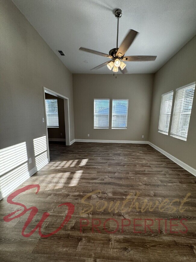 Foto del edificio - Freshly Remodeled 3 Bed / 2 Bath – Close to Campus | Pets Welcome!