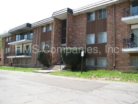 Primary Photo - 750 Pleasant Ave