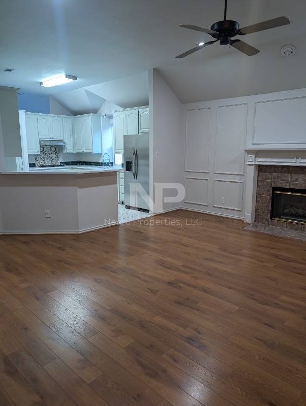 Building Photo - 7828 Blossom Dr