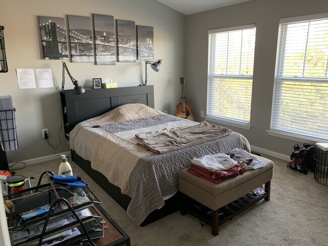 Foto del edificio - 490 S Barnett Shoals Rd