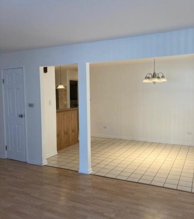 Building Photo - 10416 Major Ave