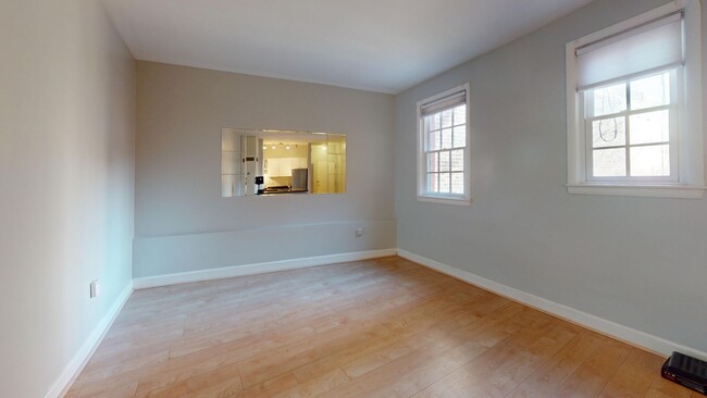 Foto del edificio - Capitol Hill Studio Apartment for Rent! Av...