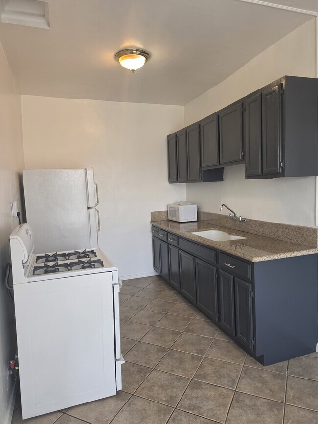 Foto del edificio - Horton Hall- All Utilities Included