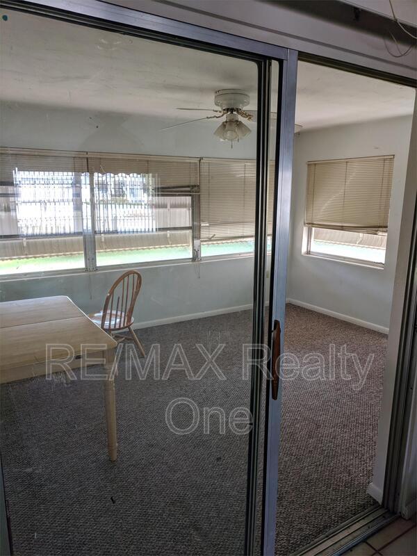 Foto del edificio - 15 Oak Hollow Dr