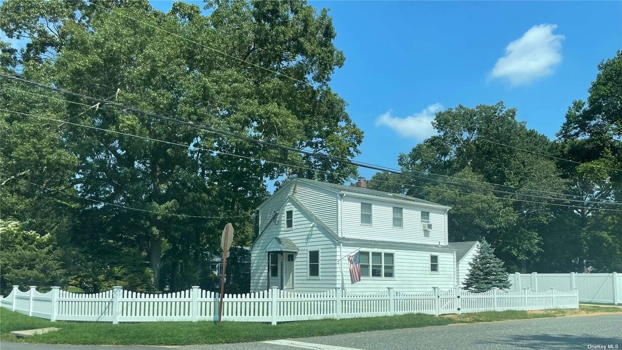 Primary Photo - 1311 Ocean Ave