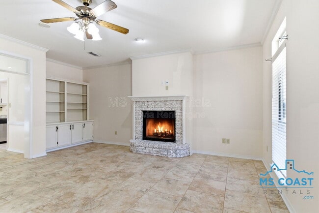 Building Photo - 880 Oio Pl