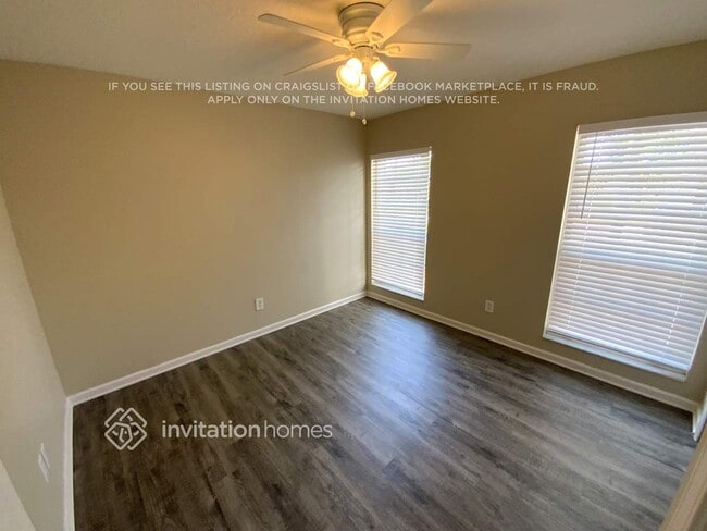 Foto del edificio - 10616 Egret Haven Ln