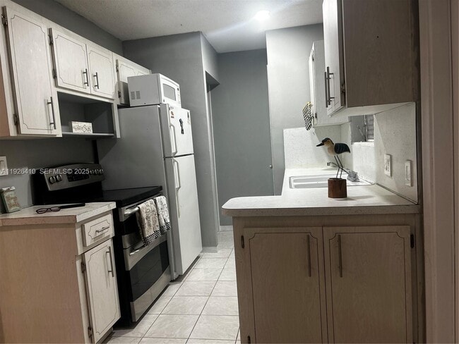 Foto del edificio - 2641 Polk St