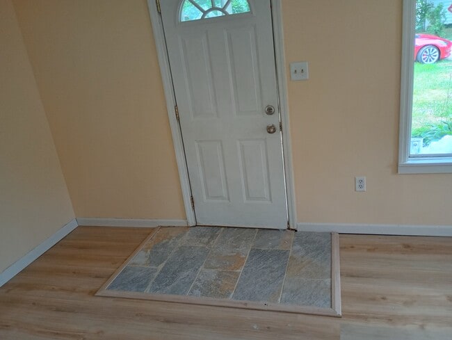 Foto del edificio - 2220 Harmon St NE