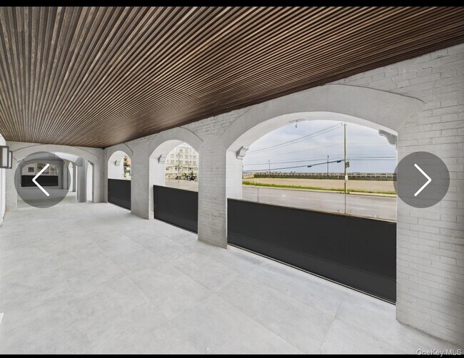 Foto del edificio - 315 W Broadway