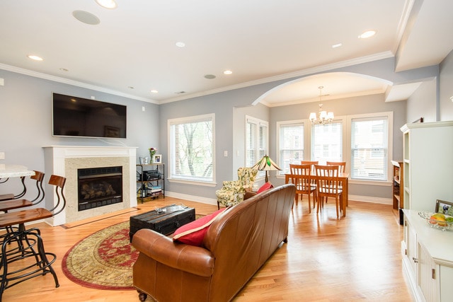 Building Photo - 1455 W Winnemac Ave