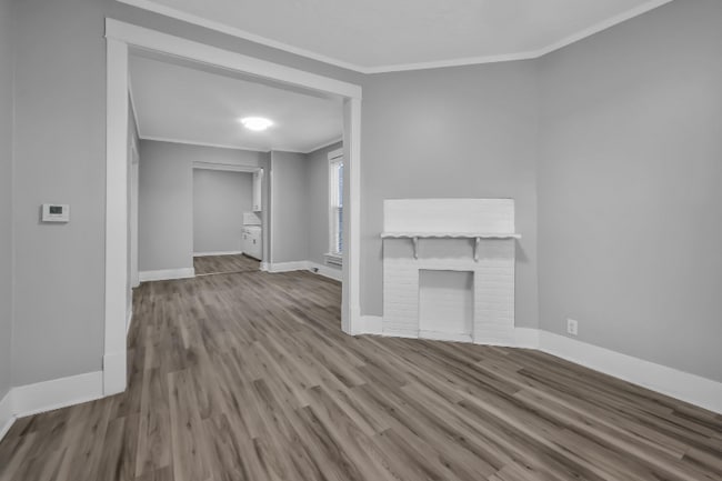 Foto del edificio - 3860 Dodge St