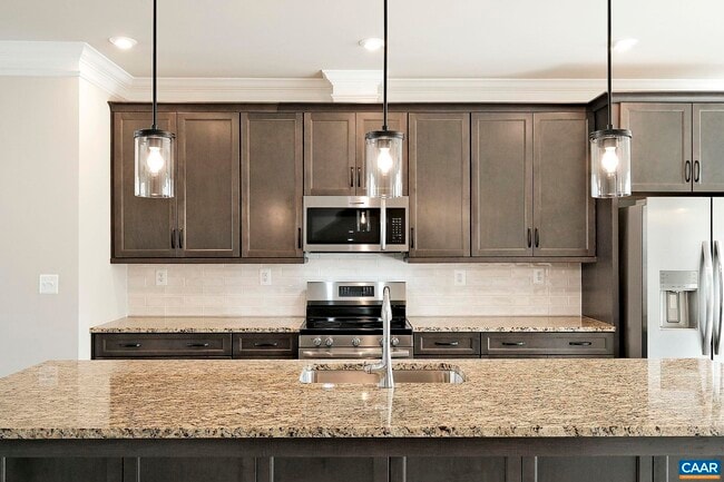 Building Photo - 4012 Talen Ln