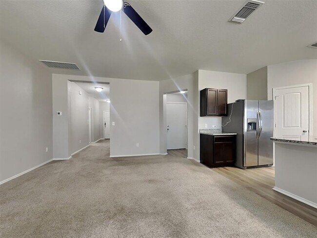 Foto del edificio - 3701 Tilmon Ln.