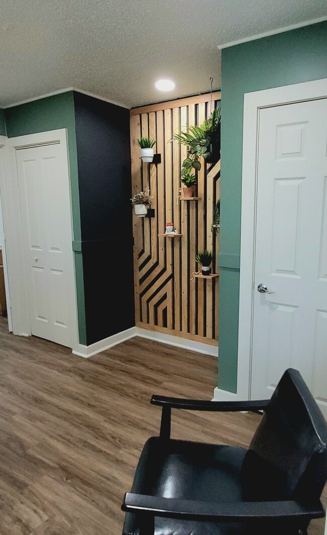 Foto del edificio - Val Verde Apartments