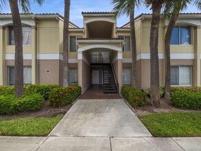 Building Photo - 815 Boynton Beach Blvd