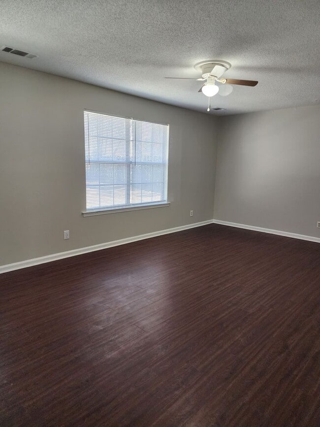 Building Photo - 3 bedroom, 2 bath Norwood home with new HVAC, new roof and fenced in backyard.