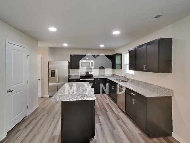 Foto del edificio - 661 Pointe Andrews Dr SW