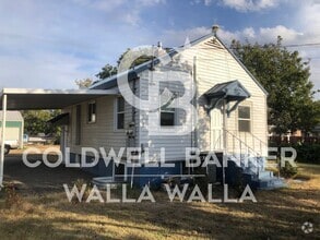Building Photo - 228 W Whitman Dr