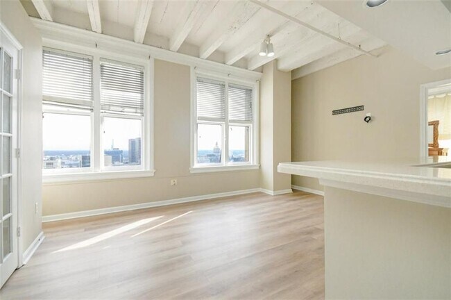Foto del edificio - 32 Peachtree St