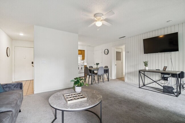 Foto del edificio - 3230 SW Archer Rd