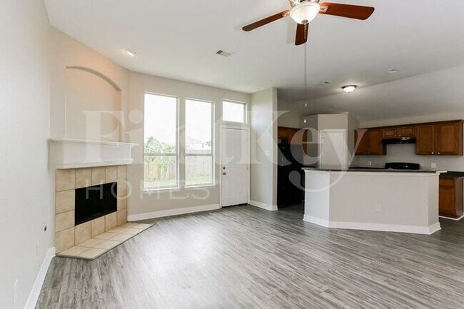 Building Photo - 23615 Mesquite Trail Ln