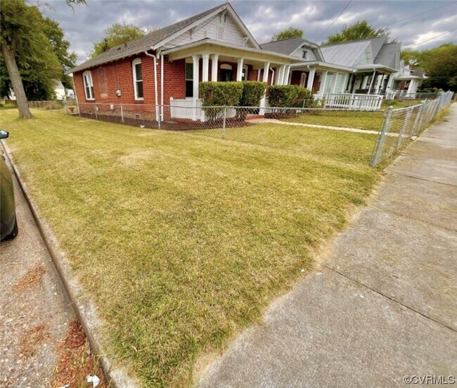 Building Photo - 1819 N 23rd St