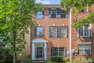 Building Photo - 13404 Fountain Club Dr