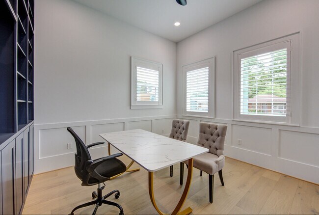 Foto del edificio - 1726 Wilde Rock Way