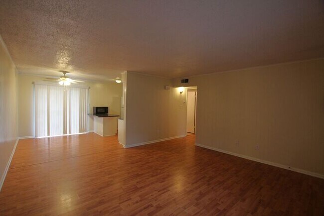 Foto del edificio - 2 Bedroom 1 Bath in Lindale, TX! Available...