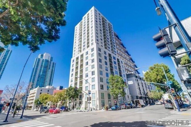 Foto del edificio - 1240 India St