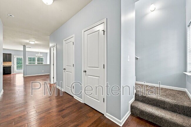 Foto del edificio - 3217 Blue Springs Trace
