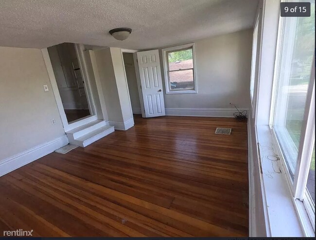 Building Photo - 3 br, 1 bath House - 3115 3rd Street