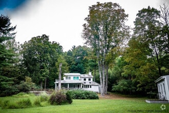 Building Photo - 47 Camp Ridge Rd