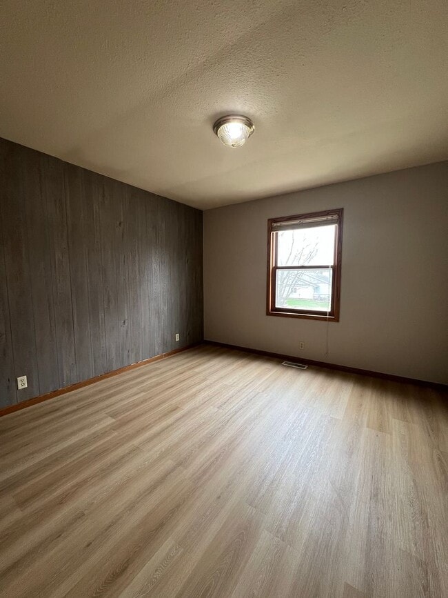 Foto del edificio - 2540 S Edgewood Dr