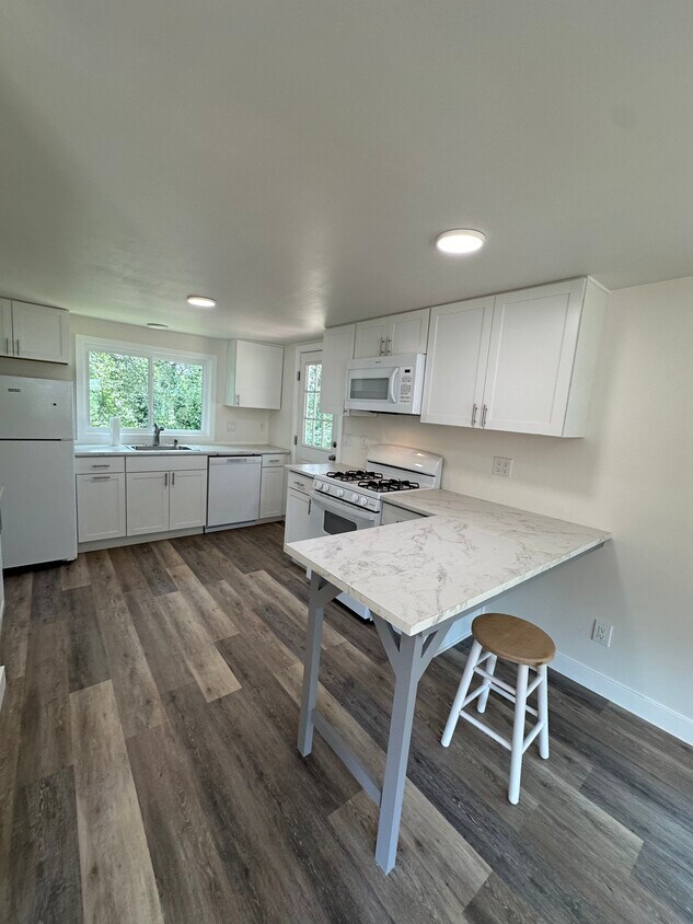 Foto principal - 109 Gantt St