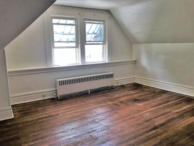 Building Photo - Highland Park - Apartments For Rent In Pit...