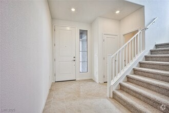 Building Photo - 7412 Legacy Pt St