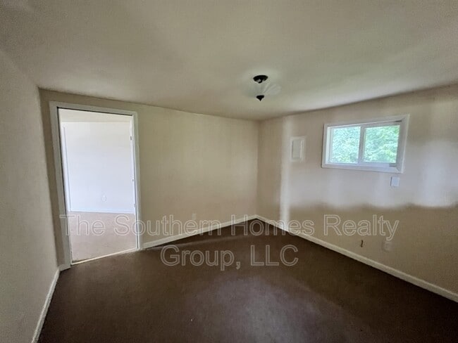 Building Photo - 2439 US-411