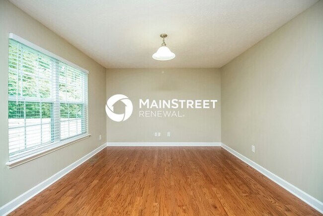 Foto del edificio - 4 Bedroom Pet-Friendly Home in Gallatin, T...