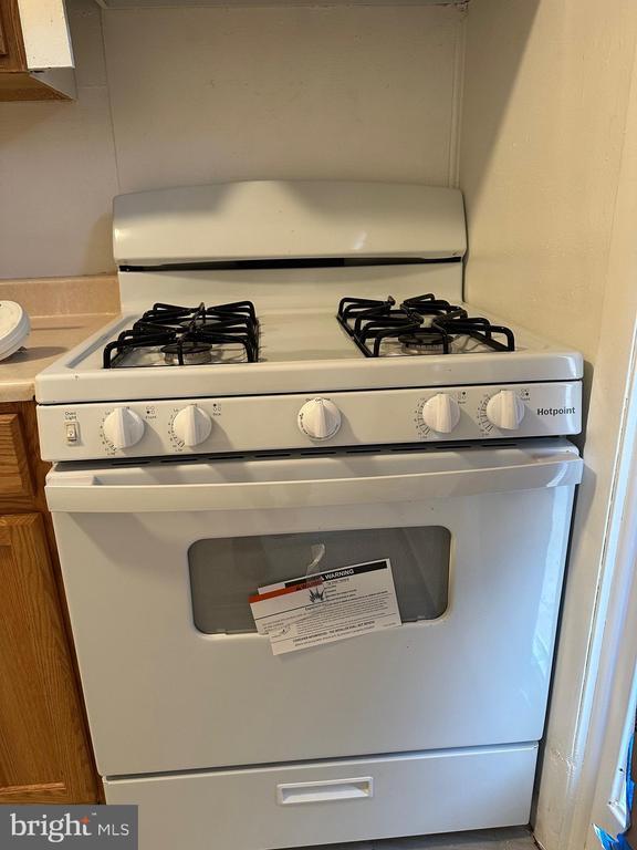 Foto del edificio - 1242 Forrest St